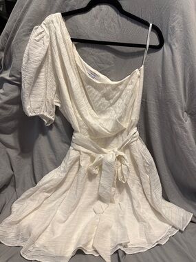 Nine West White One-Shoulder Tie-Waist Mini Dress